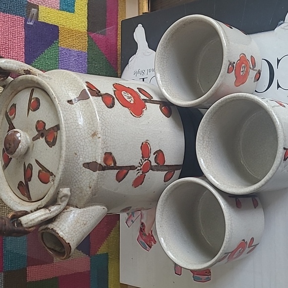 VINTAGE CERAMIC CHERRY BLOSSOM TEAPOT & TEACUPS SET - Picture 2 of 13